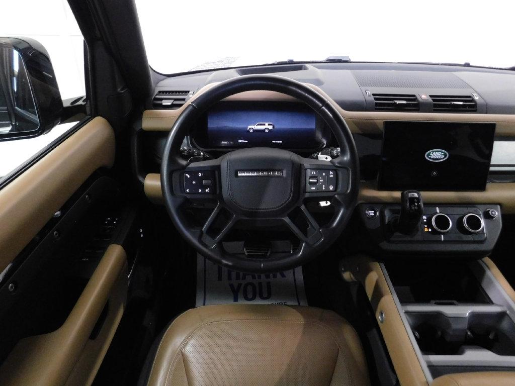 Land Rover Defender 130 P500 V8 2025
