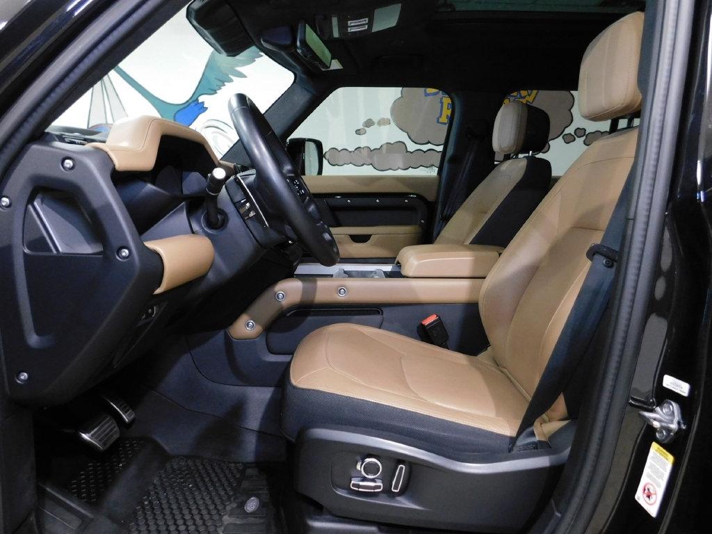 Land Rover Defender 130 P500 V8 2025