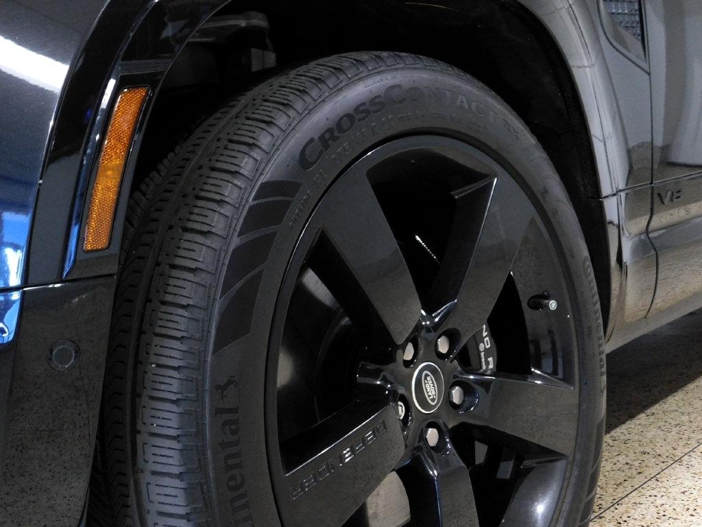 Land Rover Defender 130 P500 V8 2025