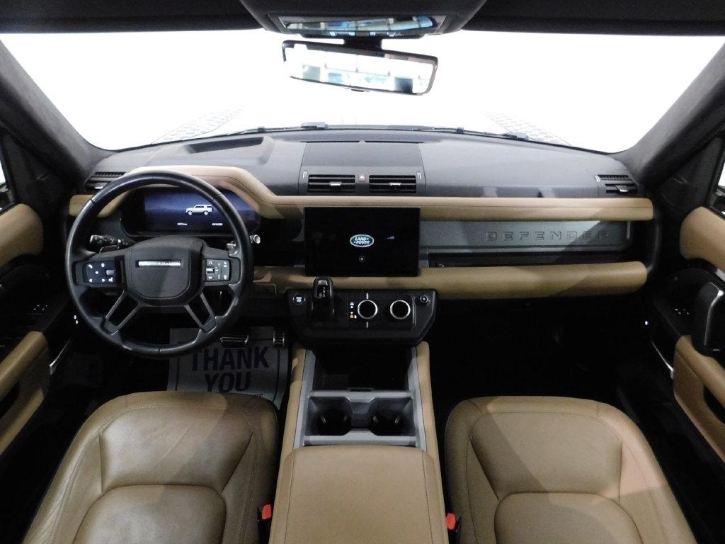 Land Rover Defender 130 P500 V8 2025
