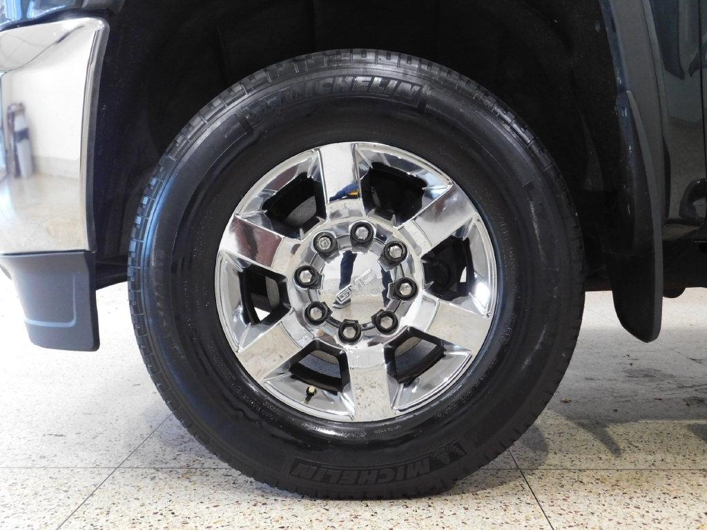 GMC Sierra 2500HD SLE Crew Cab 4WD 2017