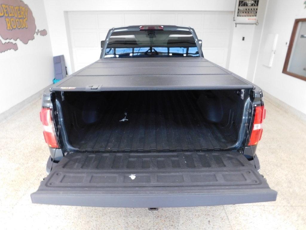 GMC Sierra 2500HD SLE Crew Cab 4WD 2017