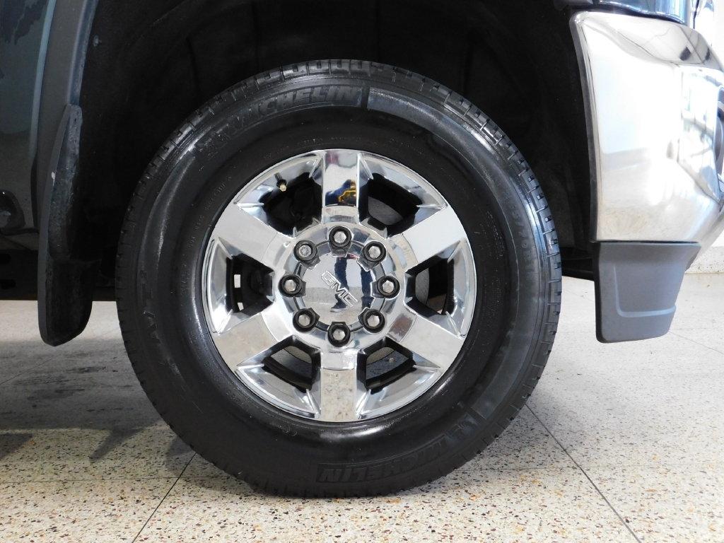GMC Sierra 2500HD SLE Crew Cab 4WD 2017