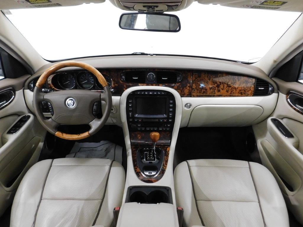 Jaguar XJ-Series Vanden Plas 2008