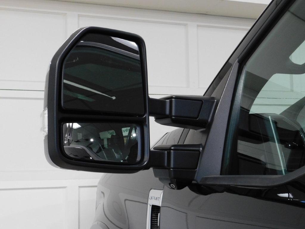Ford F-250 SD Lariat Crew Cab 4WD 2022