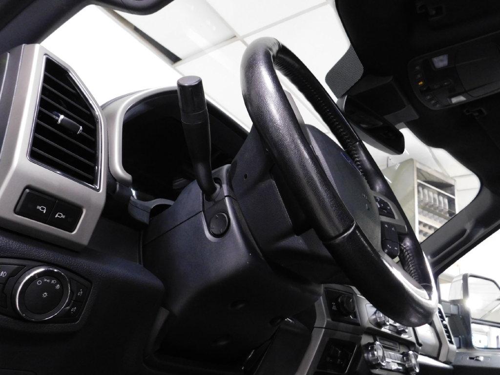 Ford F-250 SD Lariat Crew Cab 4WD 2022