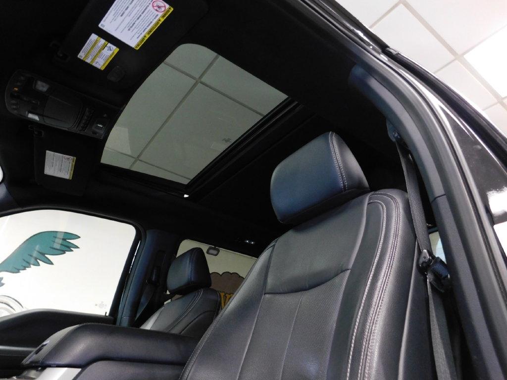 Ford F-250 SD Lariat Crew Cab 4WD 2022