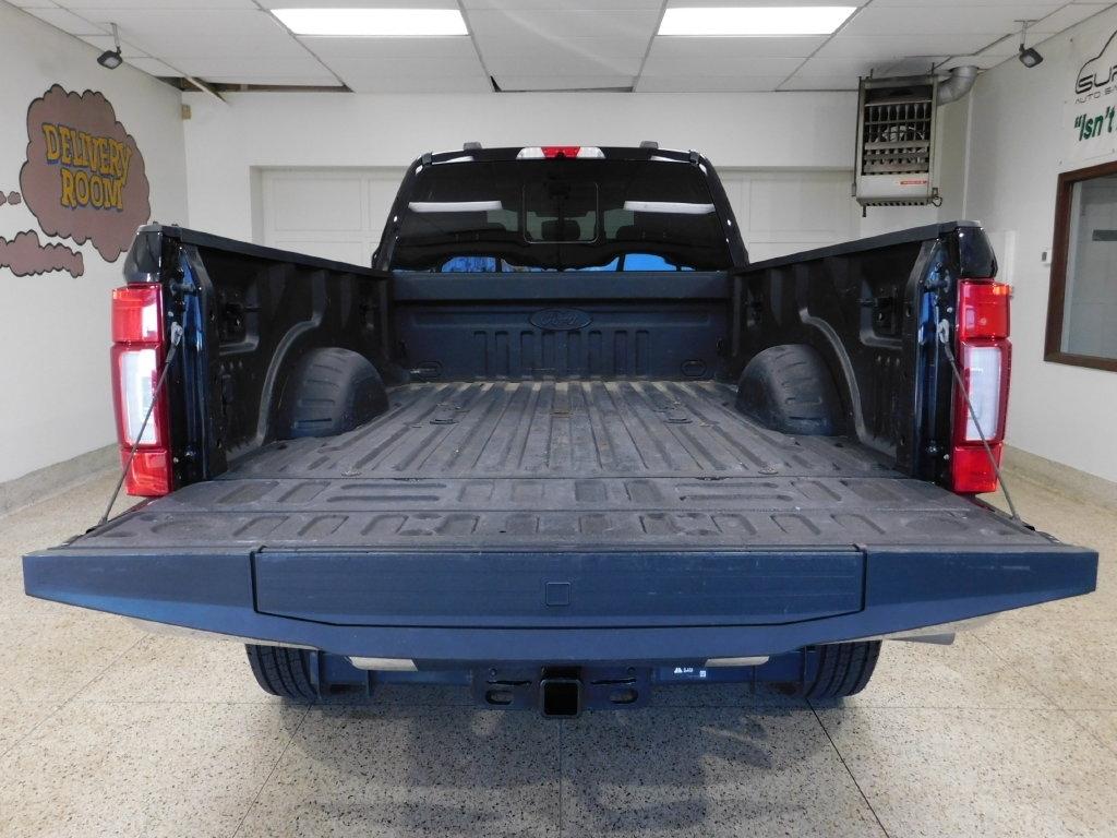 Ford F-250 SD Lariat Crew Cab 4WD 2022