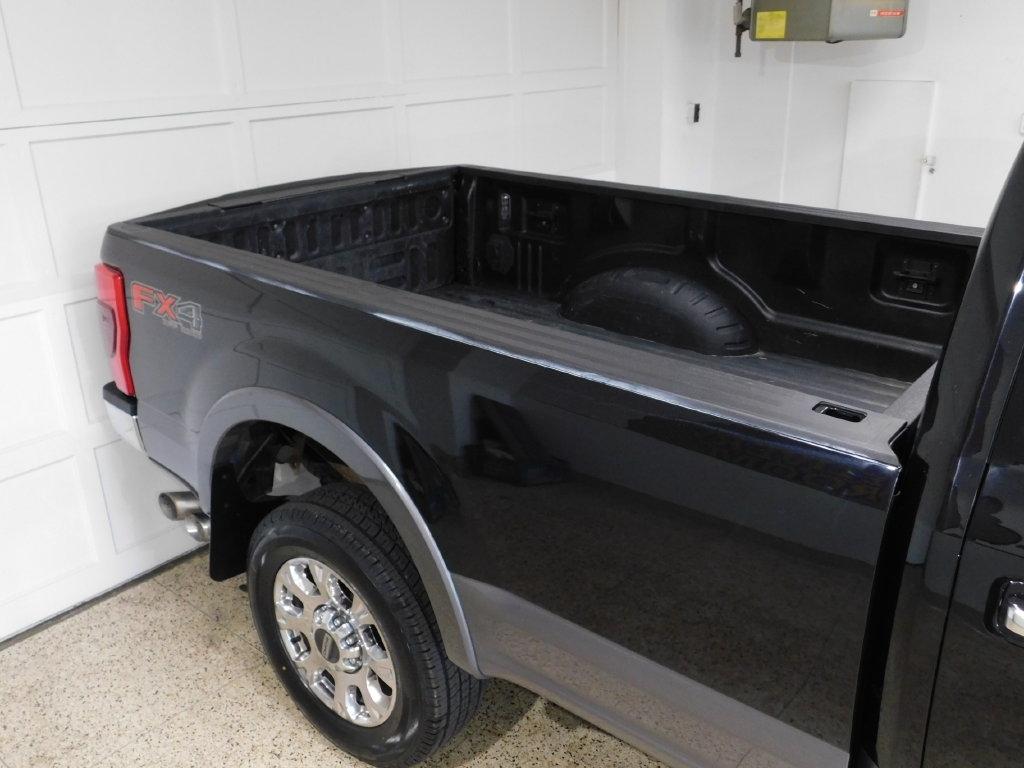 Ford F-250 SD Lariat Crew Cab 4WD 2022