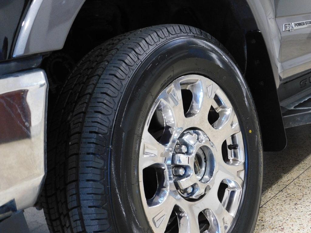 Ford F-250 SD Lariat Crew Cab 4WD 2022