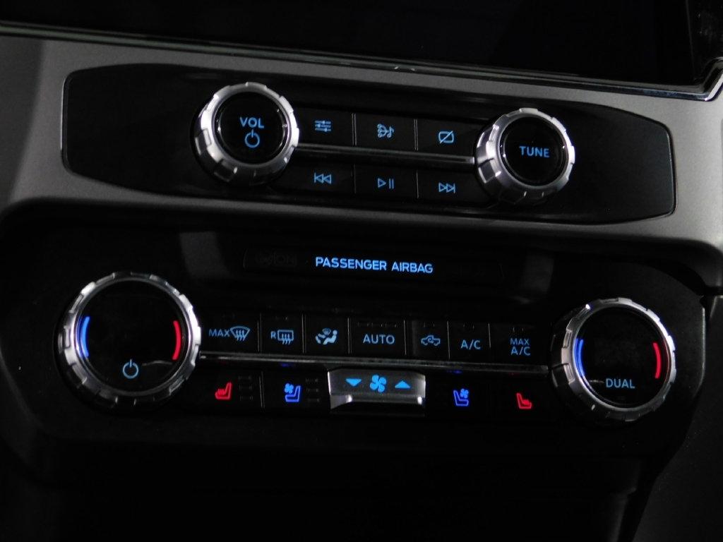 Ford F-250 SD Lariat Crew Cab 4WD 2022
