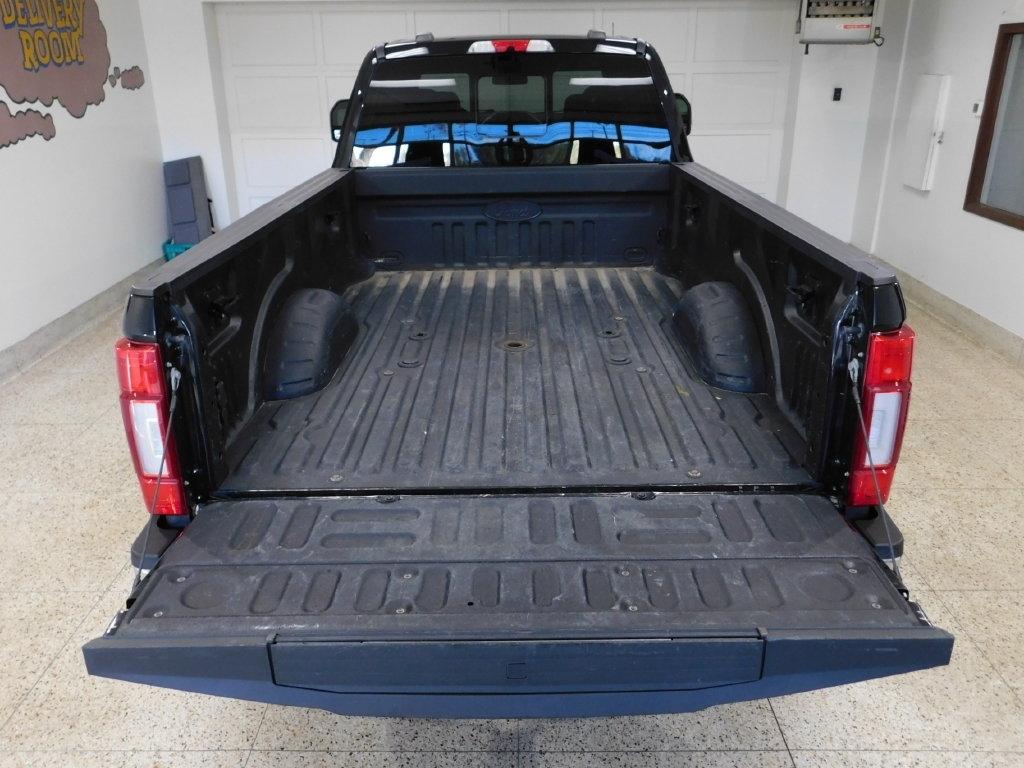 Ford F-250 SD Lariat Crew Cab 4WD 2022
