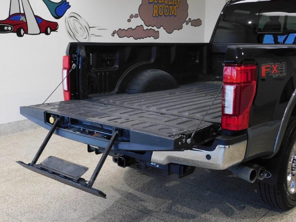 Ford F-250 SD Lariat Crew Cab 4WD 2022