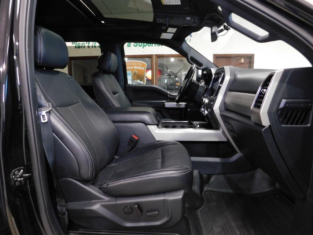Ford F-250 SD Lariat Crew Cab 4WD 2022