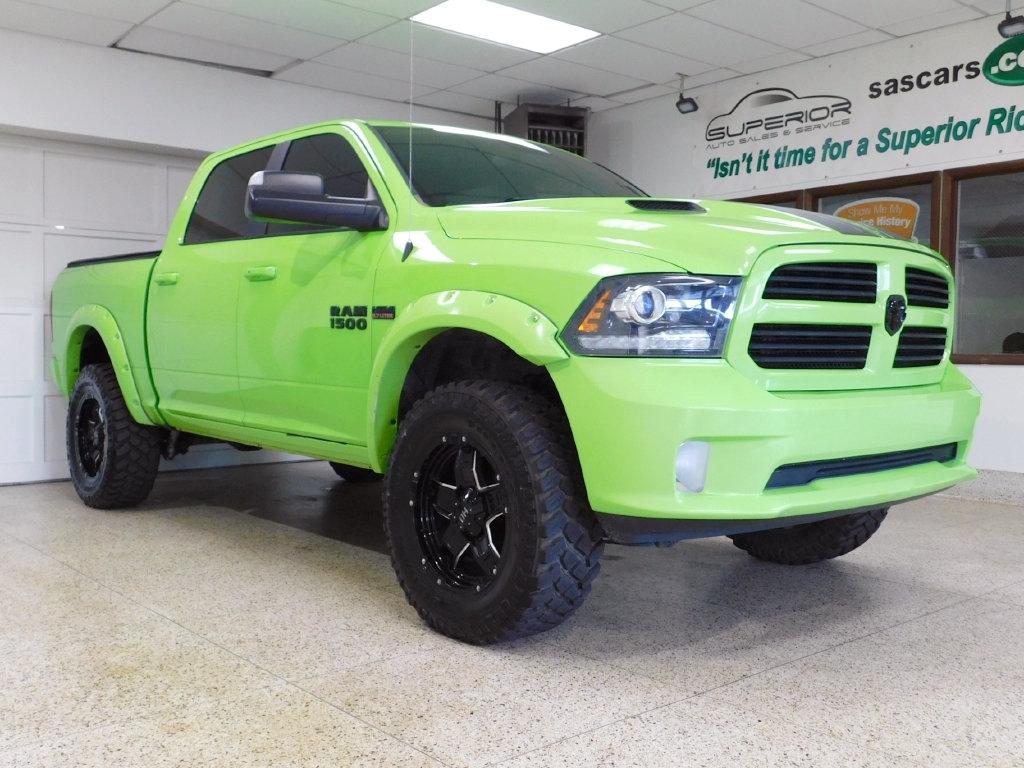 RAM 1500 Sport Crew Cab SWB 4WD 2017