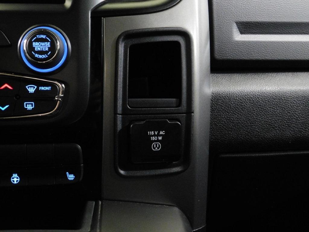 RAM 1500 Sport Crew Cab SWB 4WD 2017
