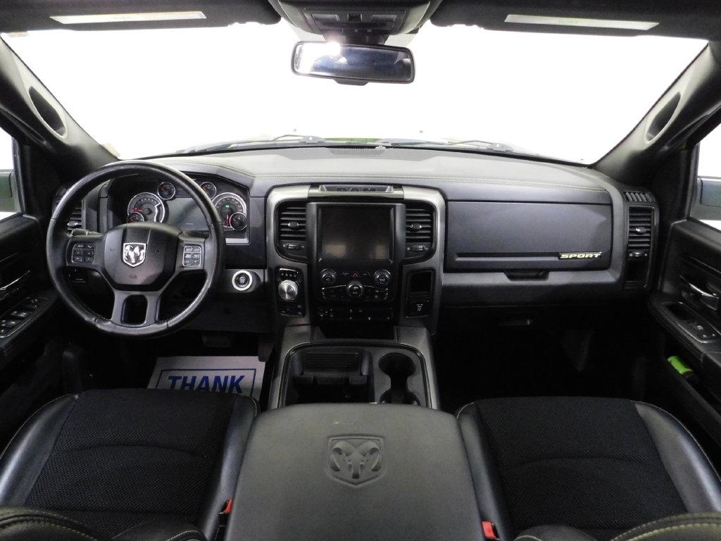 RAM 1500 Sport Crew Cab SWB 4WD 2017