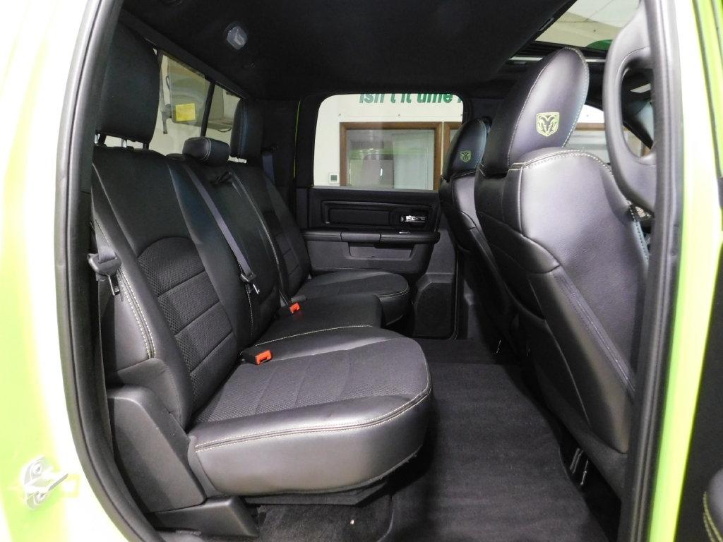 RAM 1500 Sport Crew Cab SWB 4WD 2017
