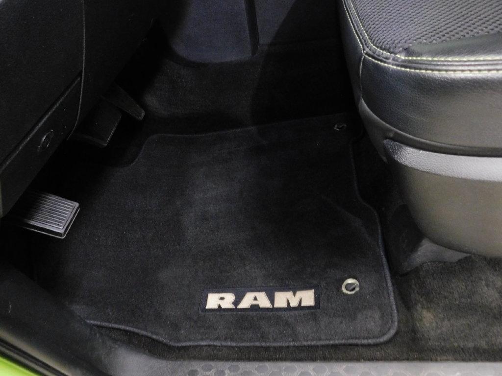 RAM 1500 Sport Crew Cab SWB 4WD 2017