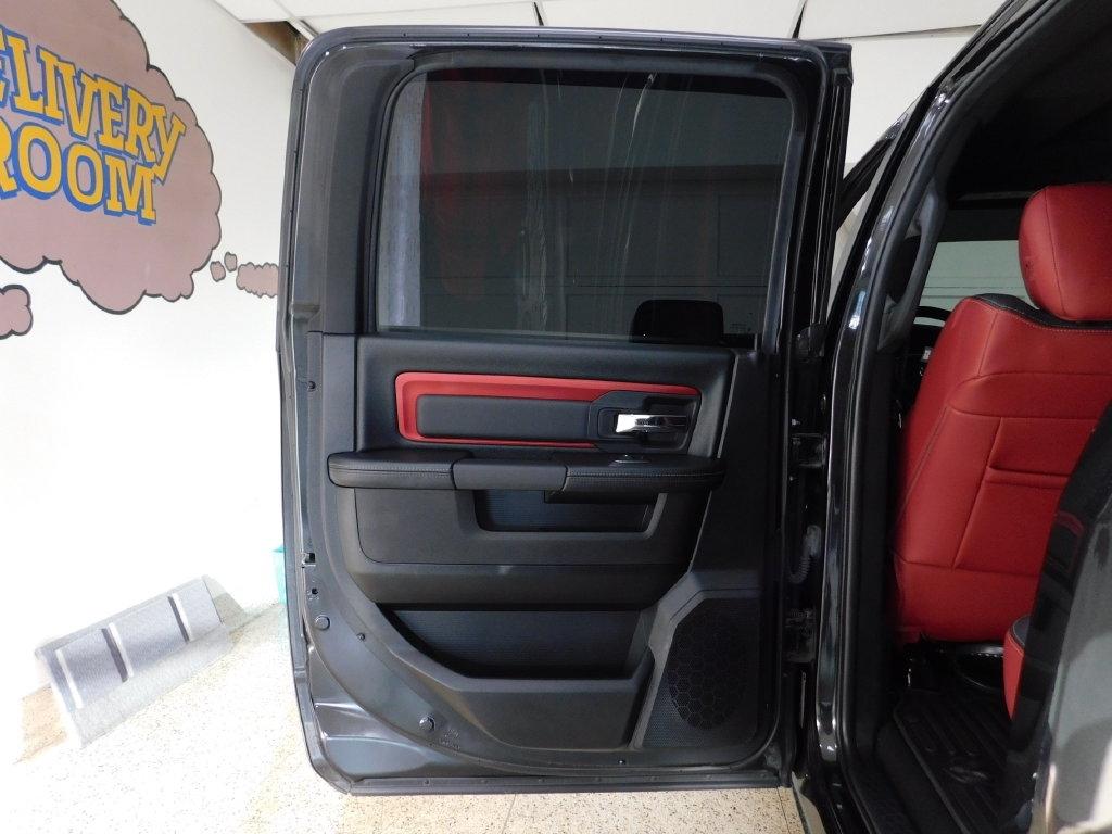 RAM 1500 Rebel Crew Cab SWB 4WD 2018
