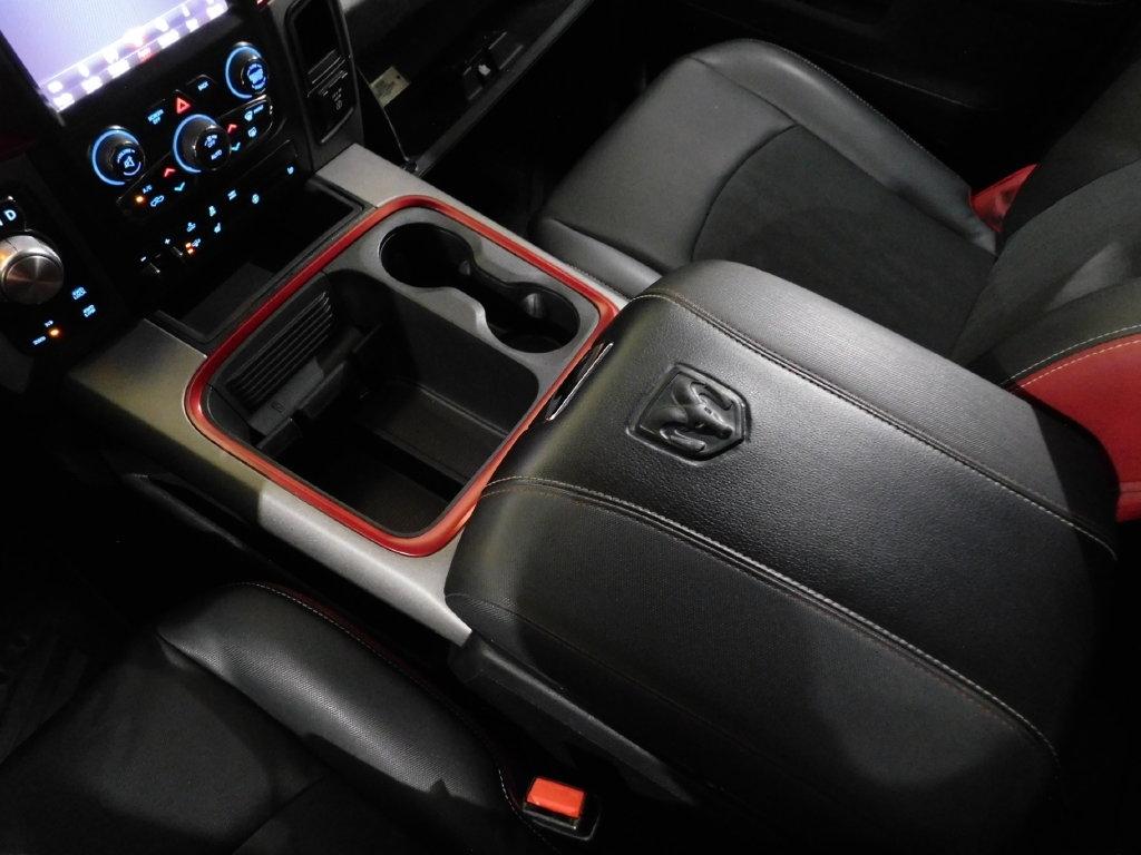RAM 1500 Rebel Crew Cab SWB 4WD 2018