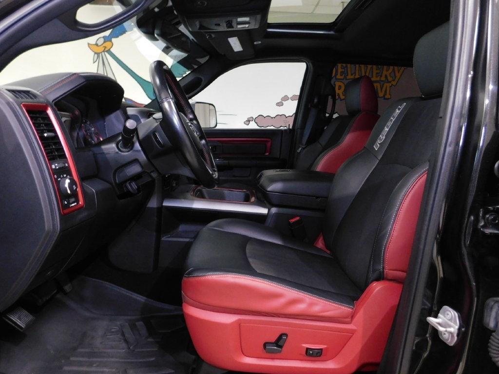 RAM 1500 Rebel Crew Cab SWB 4WD 2018