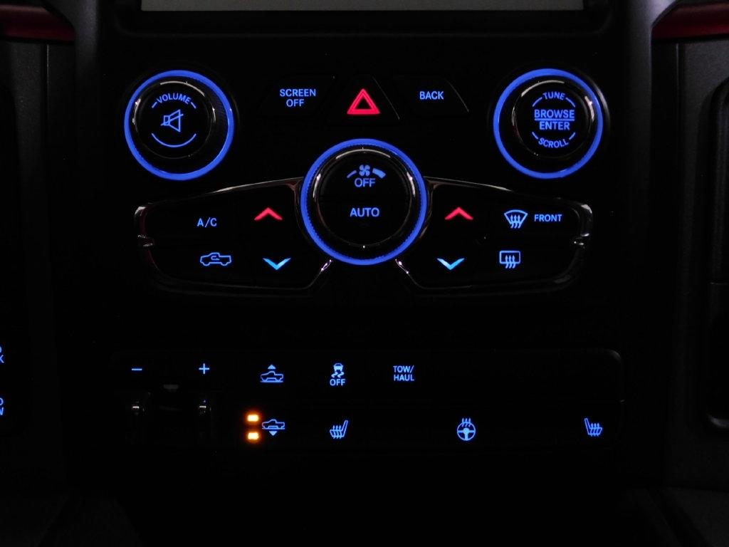 RAM 1500 Rebel Crew Cab SWB 4WD 2018