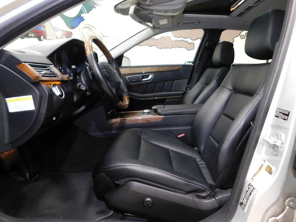 Mercedes-Benz E-Class E350 4MATIC Sedan 2012