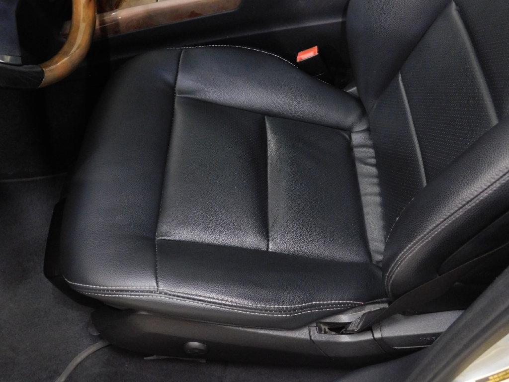 Mercedes-Benz E-Class E350 4MATIC Sedan 2012