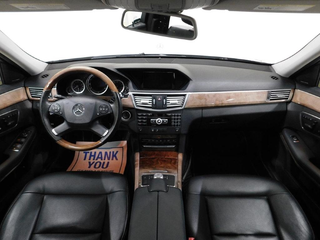 Mercedes-Benz E-Class E350 4MATIC Sedan 2012