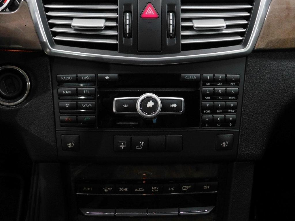 Mercedes-Benz E-Class E350 4MATIC Sedan 2012