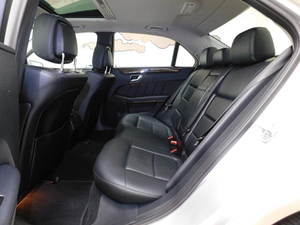 Mercedes-Benz E-Class E350 4MATIC Sedan 2012