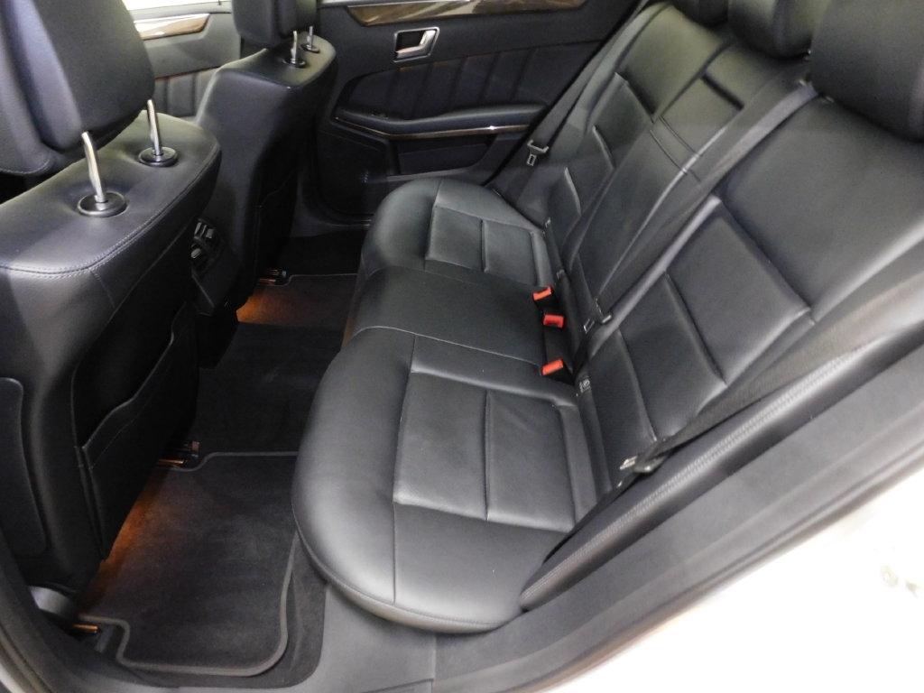 Mercedes-Benz E-Class E350 4MATIC Sedan 2012