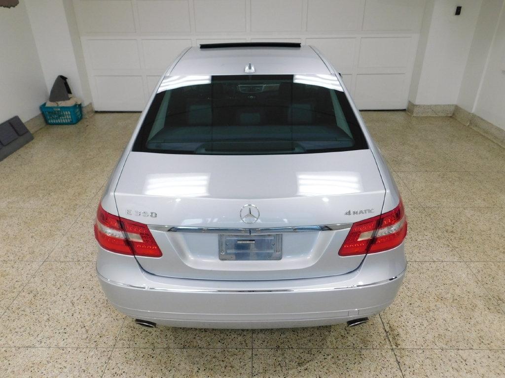 Mercedes-Benz E-Class E350 4MATIC Sedan 2012