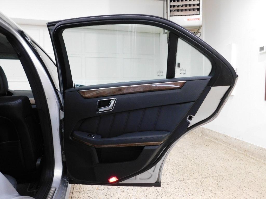 Mercedes-Benz E-Class E350 4MATIC Sedan 2012