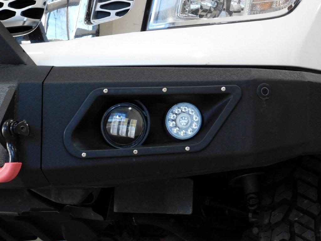Nissan Titan Platinum Reserve Crew Cab 4WD 2017