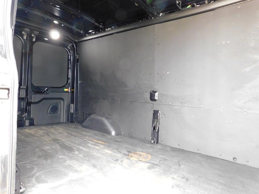 Ford Transit 250 Van Med. Roof w/Sliding Pass. 148-in. WB 2026