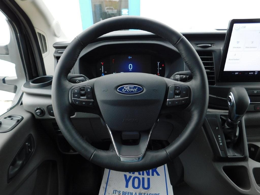 Ford Transit 250 Van Med. Roof w/Sliding Pass. 148-in. WB 2026