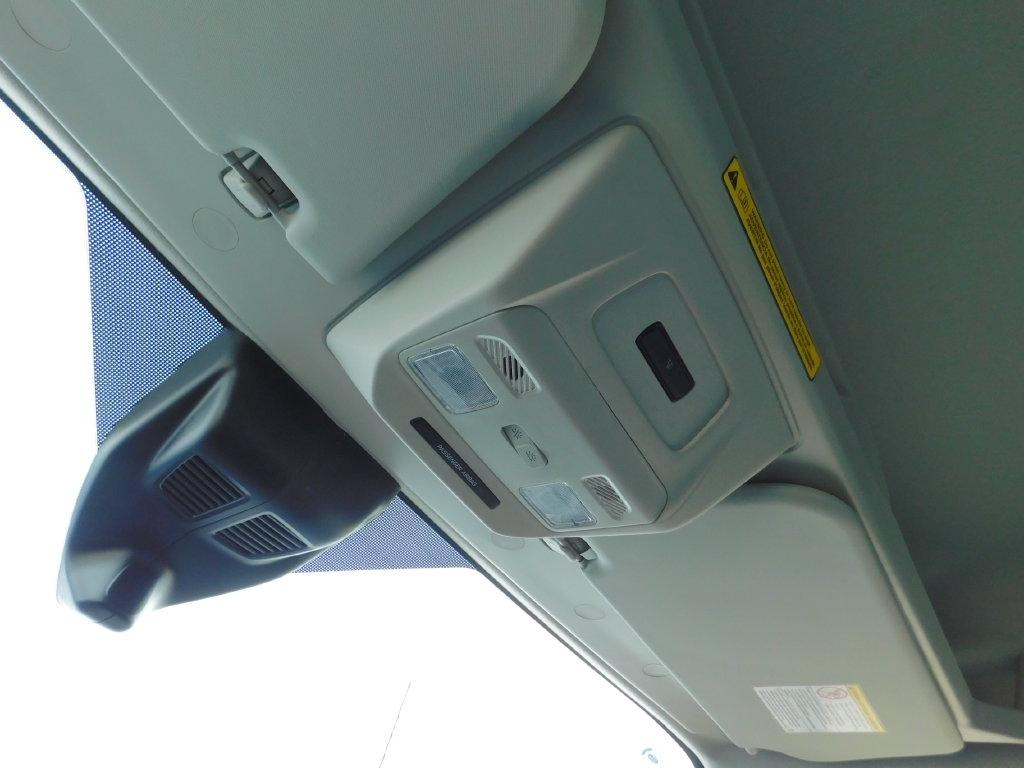 Ford Transit 250 Van Med. Roof w/Sliding Pass. 148-in. WB 2026