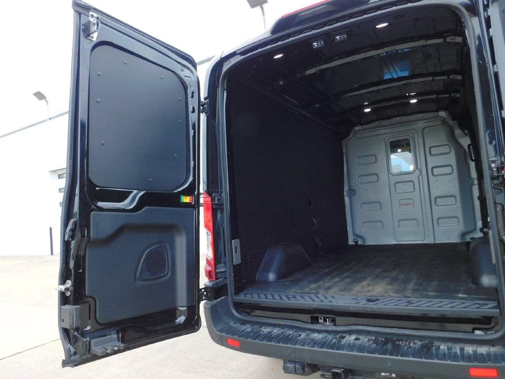 Ford Transit 250 Van Med. Roof w/Sliding Pass. 148-in. WB 2026