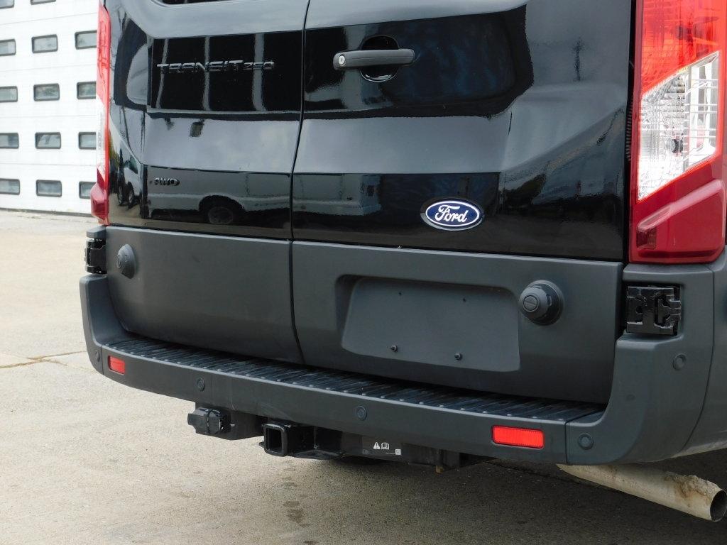 Ford Transit 250 Van Med. Roof w/Sliding Pass. 148-in. WB 2026