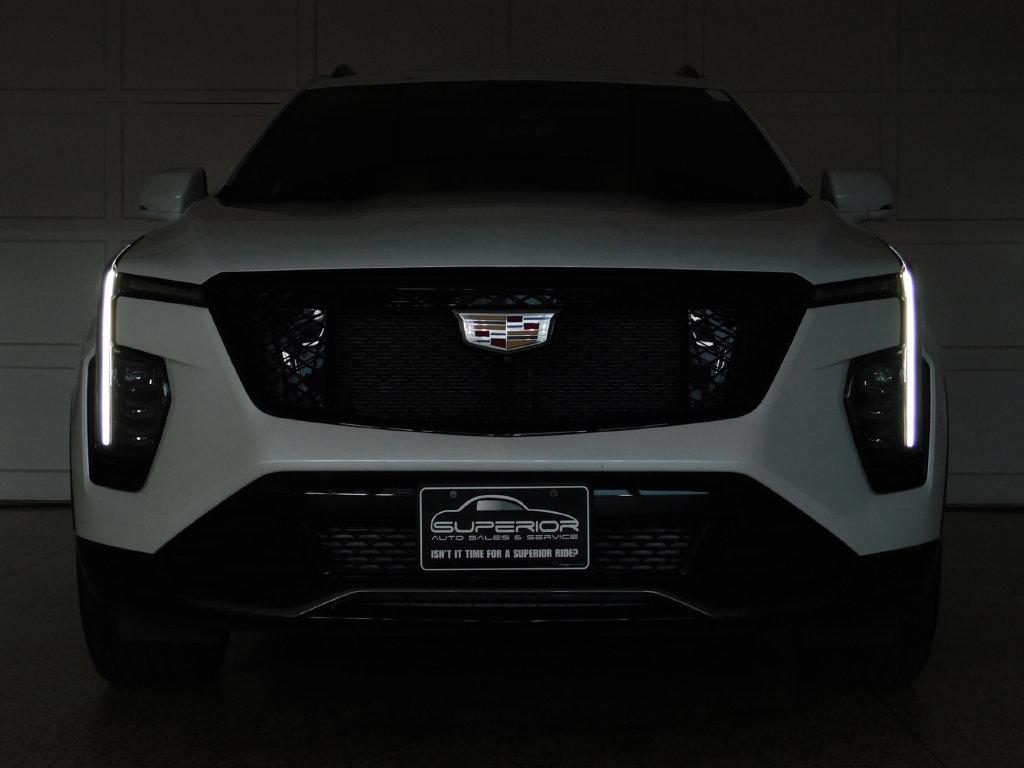 Cadillac XT4 Sport AWD 2025