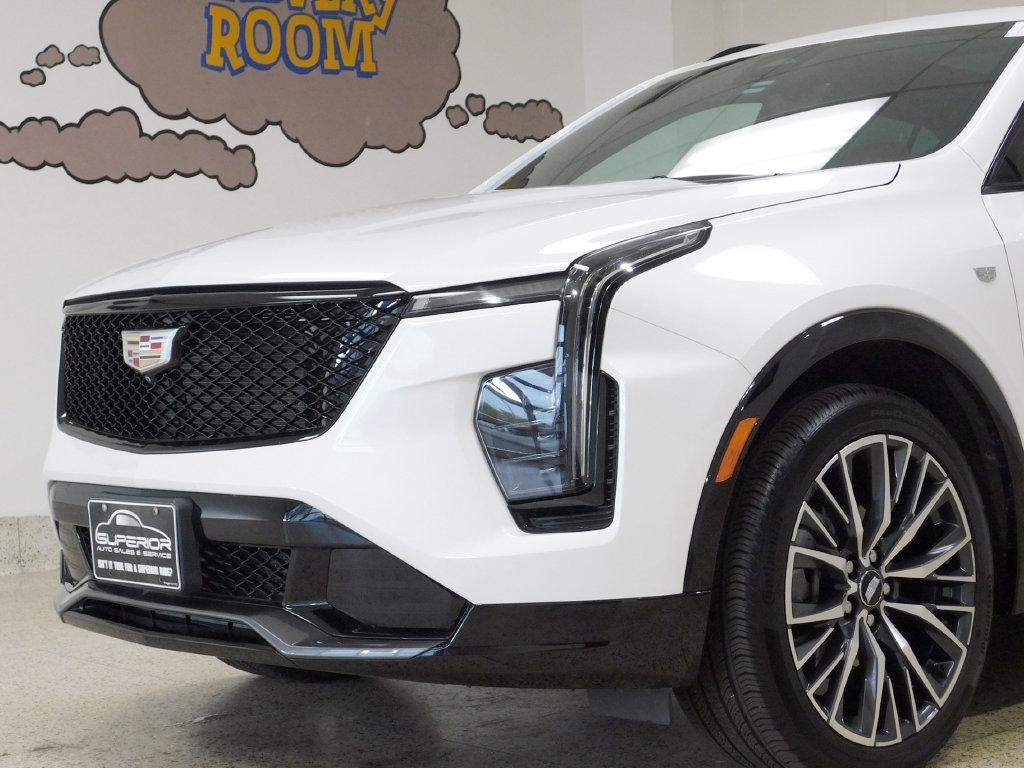 Cadillac XT4 Sport AWD 2025