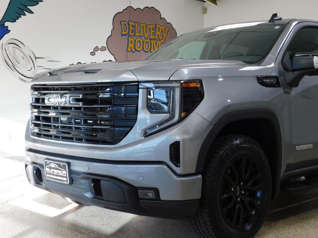 GMC Sierra 1500 Elevation Crew Cab 4WD 2026