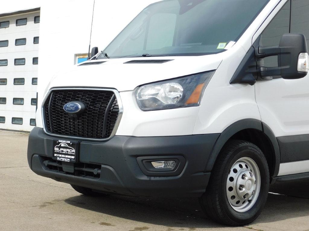 Ford Transit 250 Van Med. Roof w/Sliding Pass. 148-in. WB 2023