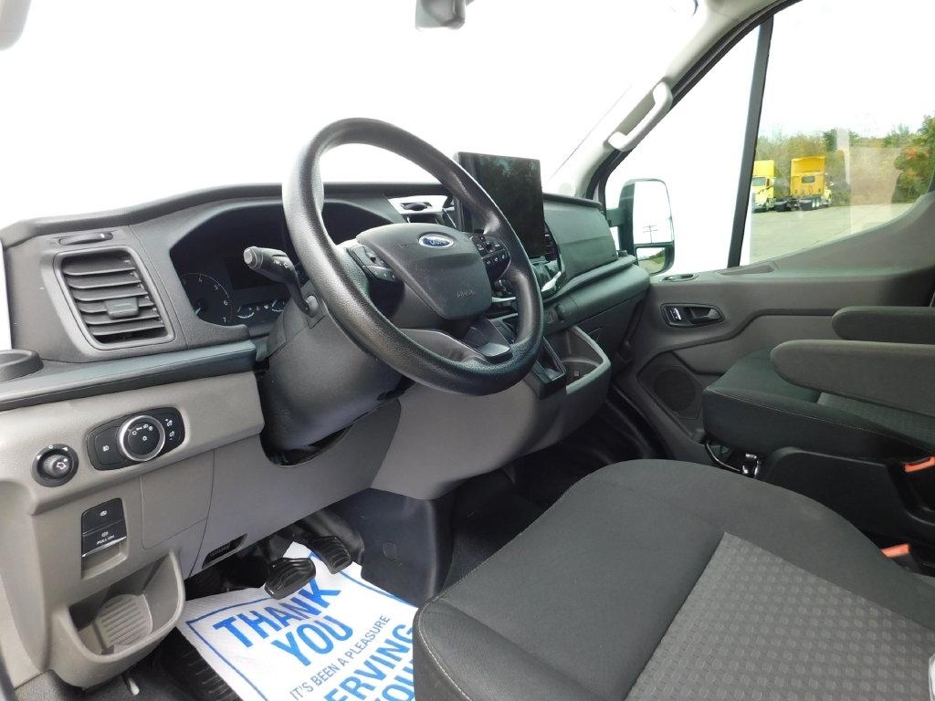 Ford Transit 250 Van Med. Roof w/Sliding Pass. 148-in. WB 2023