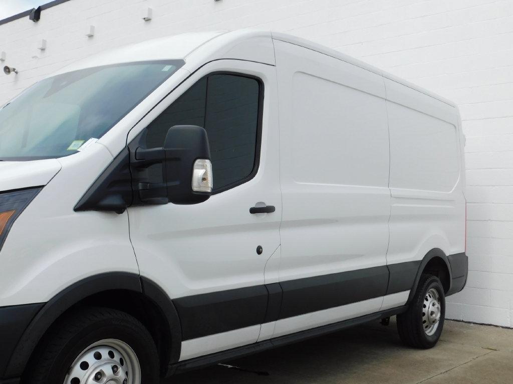 Ford Transit 250 Van Med. Roof w/Sliding Pass. 148-in. WB 2023