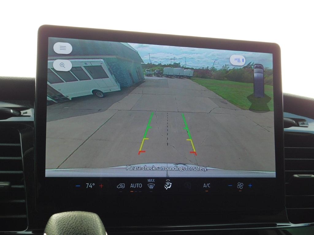 Ford Transit 250 Van Med. Roof w/Sliding Pass. 148-in. WB 2023