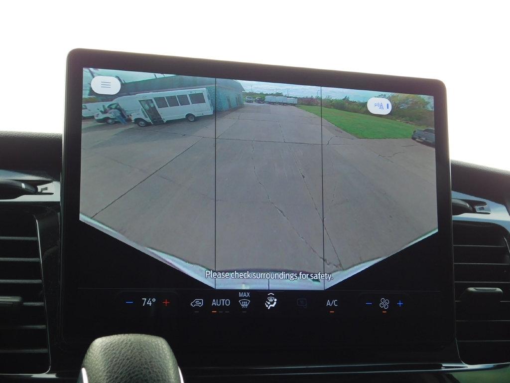 Ford Transit 250 Van Med. Roof w/Sliding Pass. 148-in. WB 2023