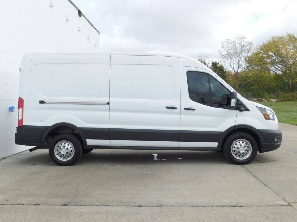 Ford Transit 250 Van Med. Roof w/Sliding Pass. 148-in. WB 2023
